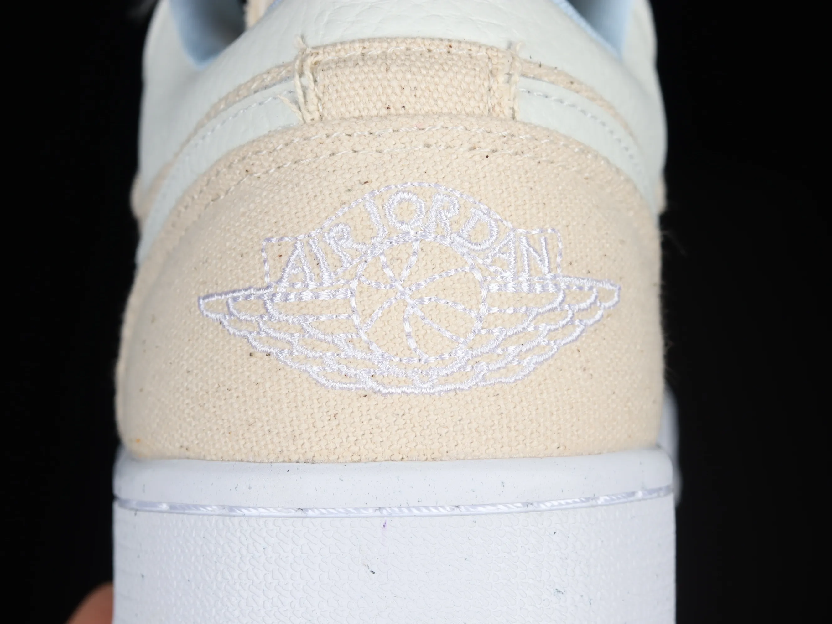 All categories Air Jordan Jordan series basketball shoes Air Jordan 1 Low Z version Air Jordan 1 Low "Canvas" AJ1 Joe 1 meter white canvas stitching low-top basketball shoes DQ4151-500